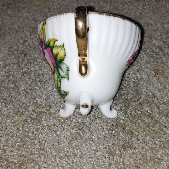 VINTAGE Norcrest Victoria Rose Fine China  tea cup - Picture 3 of 7